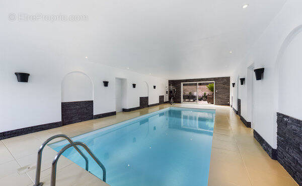 Maison à VERNEVILLE