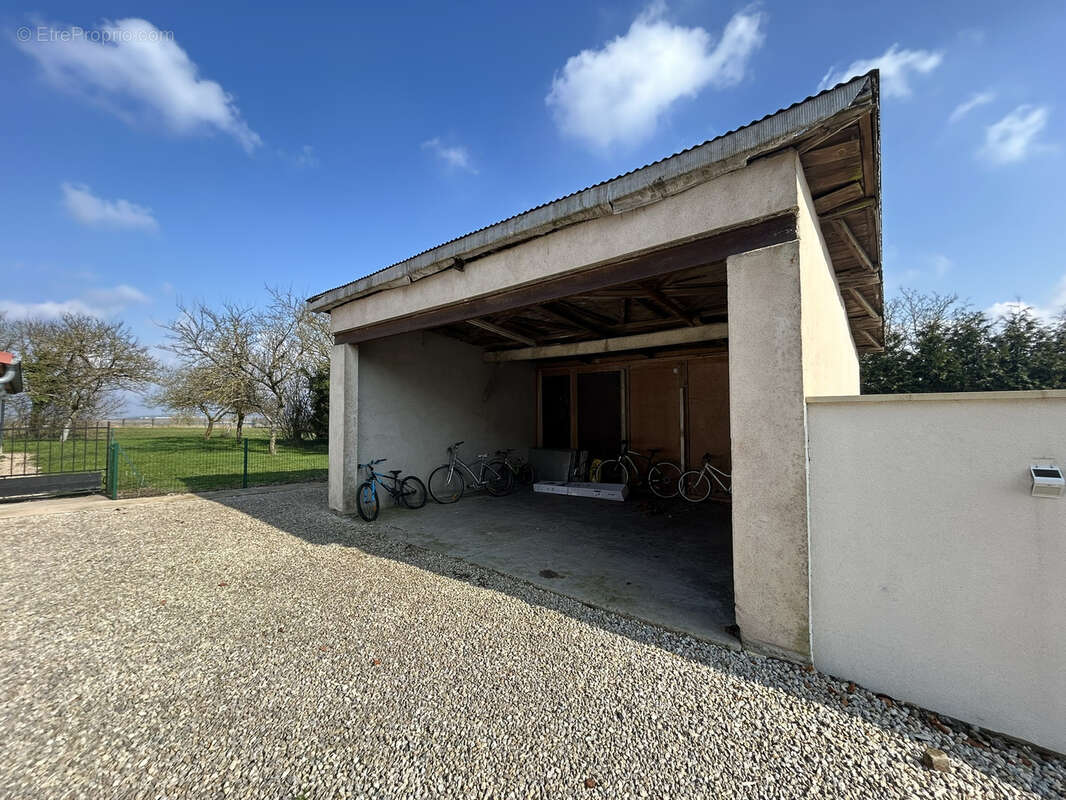 Maison à VERNEVILLE