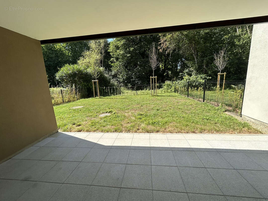 Appartement à NORROY-LE-VENEUR