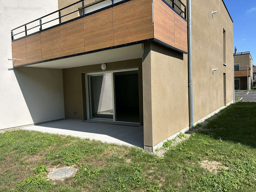 Appartement à NORROY-LE-VENEUR