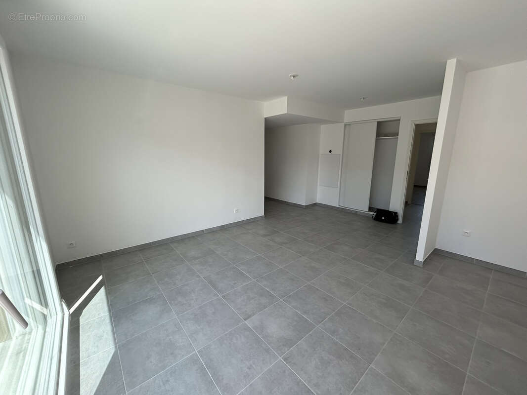 Appartement à NORROY-LE-VENEUR