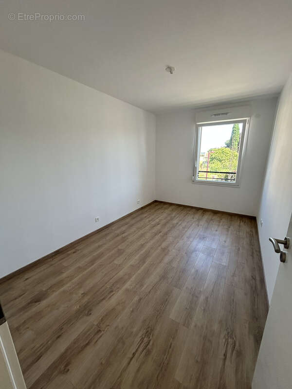 Appartement à NORROY-LE-VENEUR