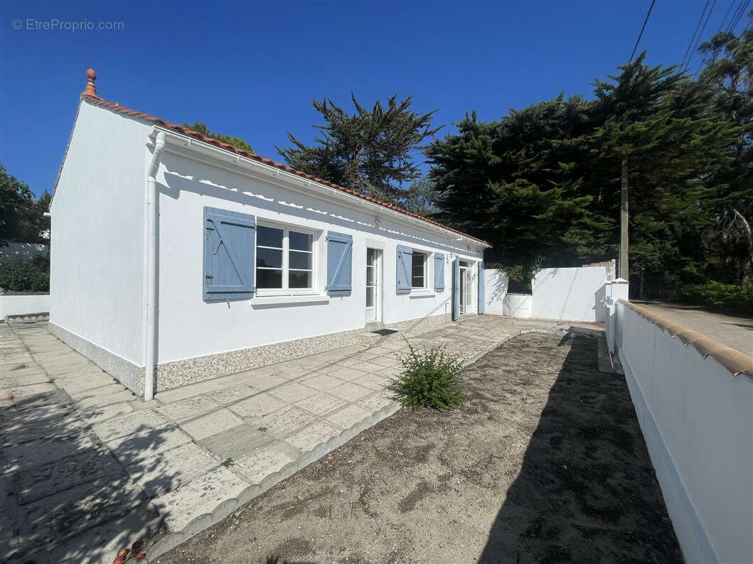 Maison à L&#039;EPINE