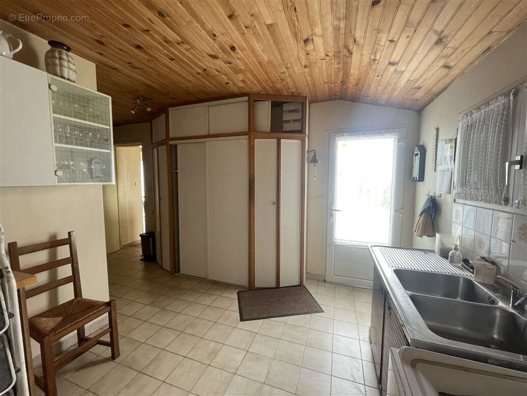 Maison à L&#039;EPINE