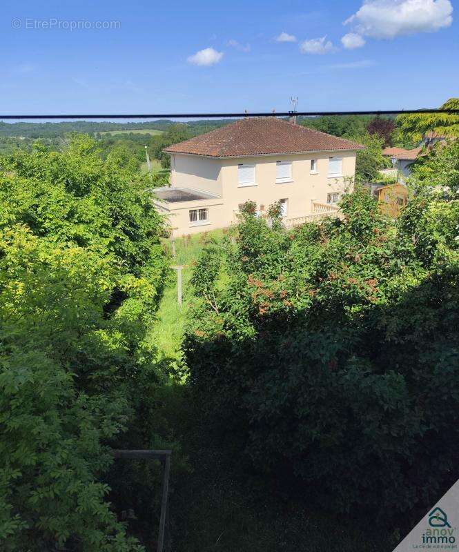 Appartement à SAINT-JUNIEN