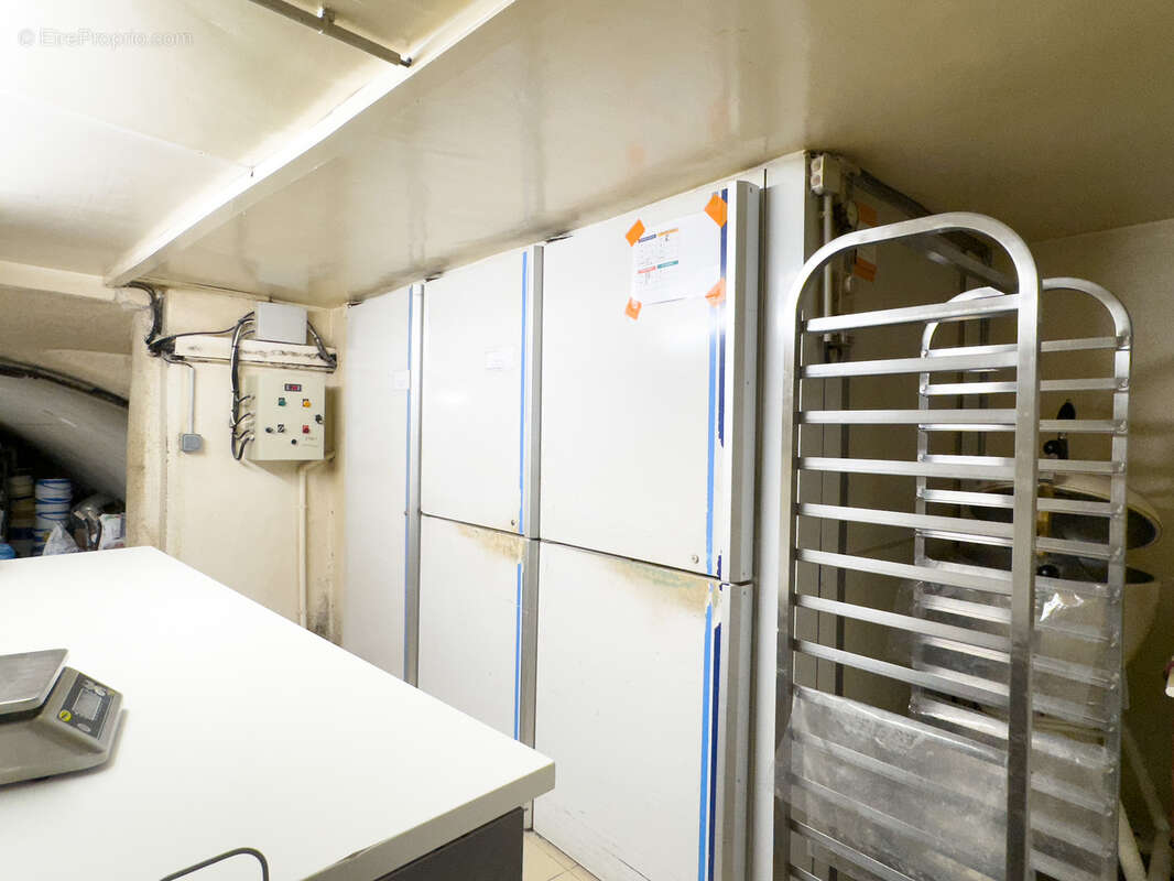 Commerce à VERNOUX-EN-VIVARAIS