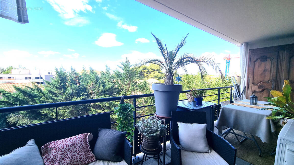 Appartement à CASTELNAU-LE-LEZ