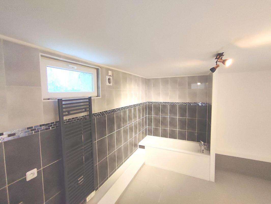 Appartement à MANTES-LA-VILLE