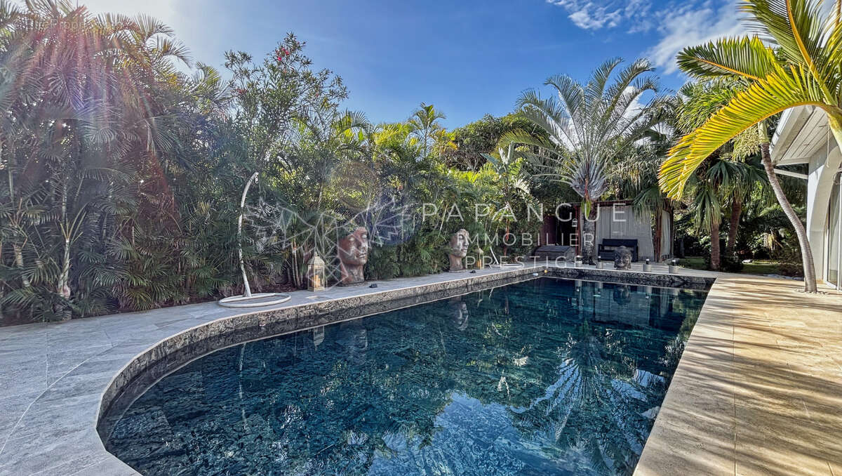 Maison à L&#039;ETANG-SALE