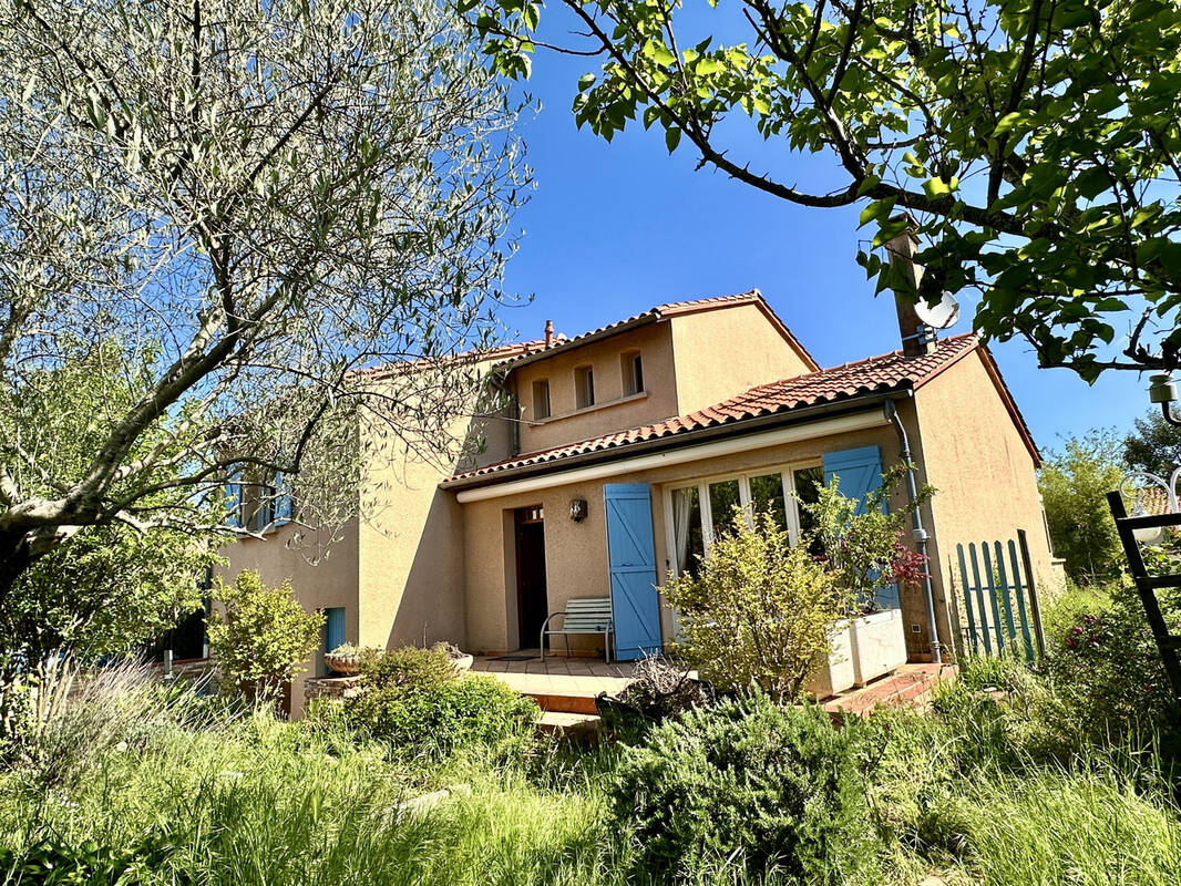 Maison à SAINT-JUERY