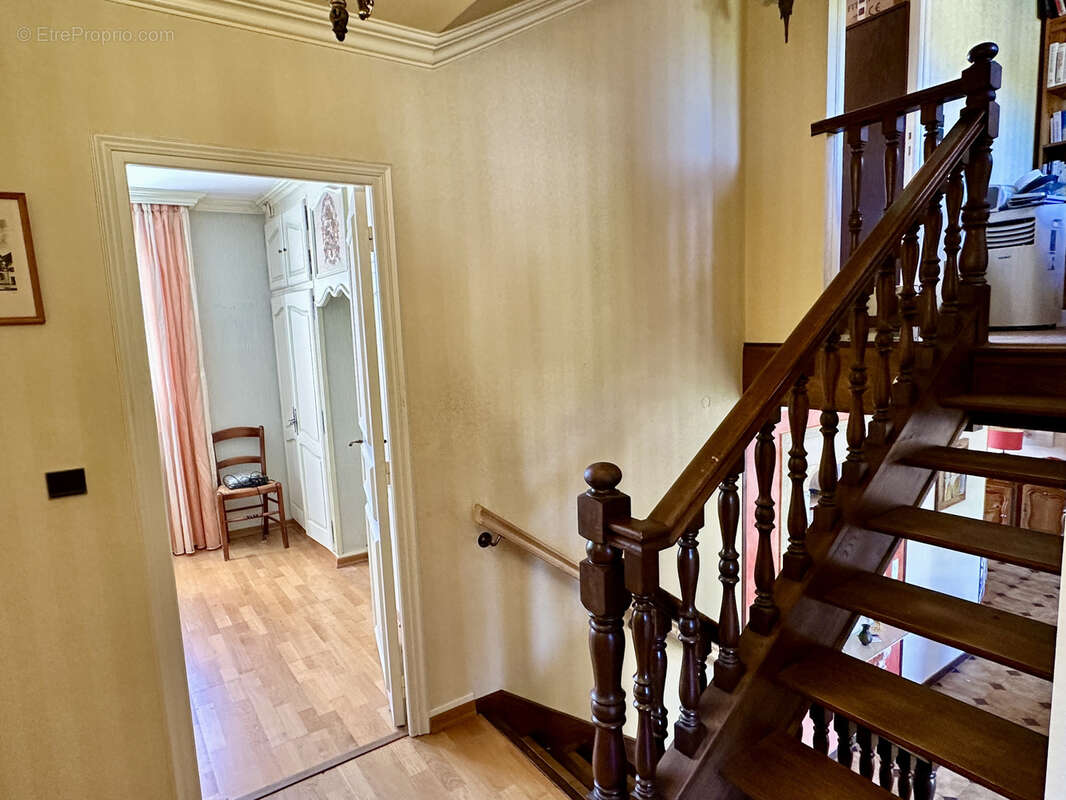 Maison à SAINT-JUERY