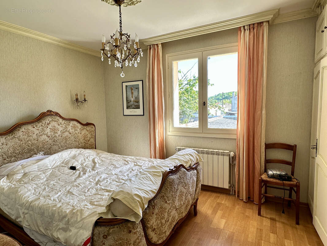 Maison à SAINT-JUERY