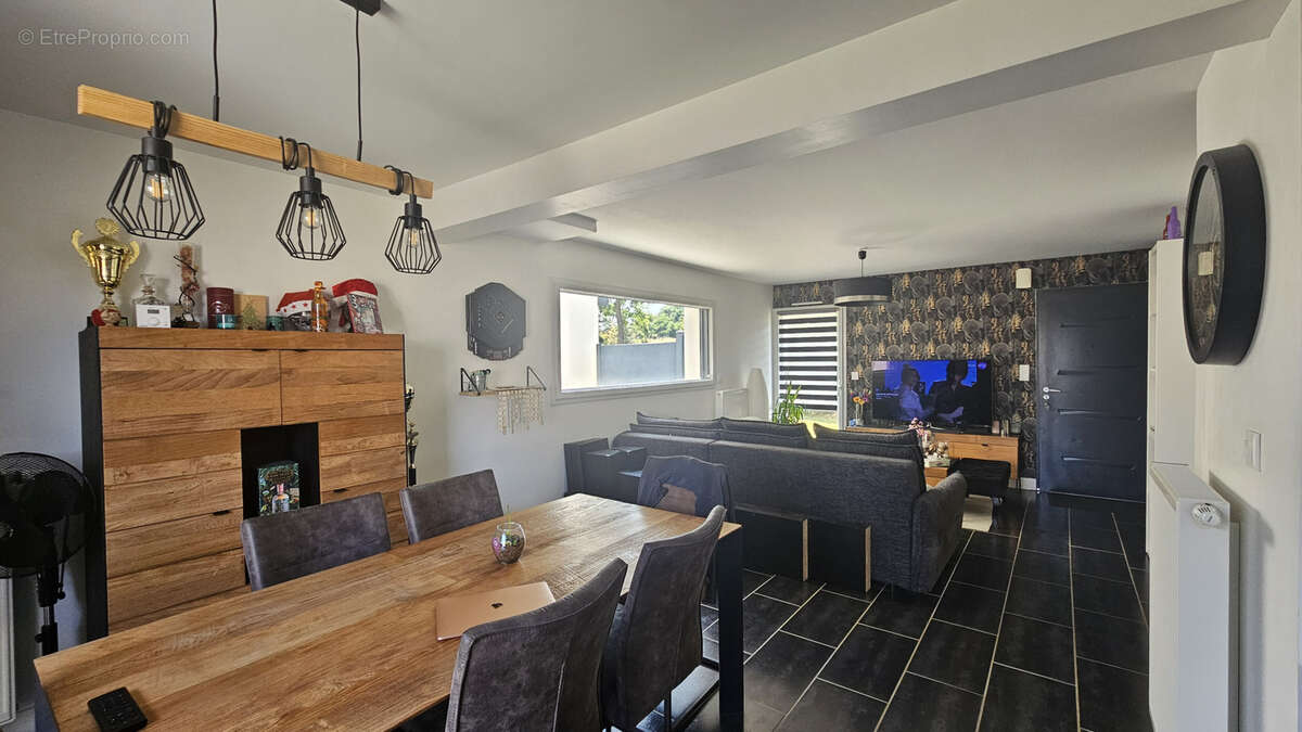 Maison à SAINT-ARMEL