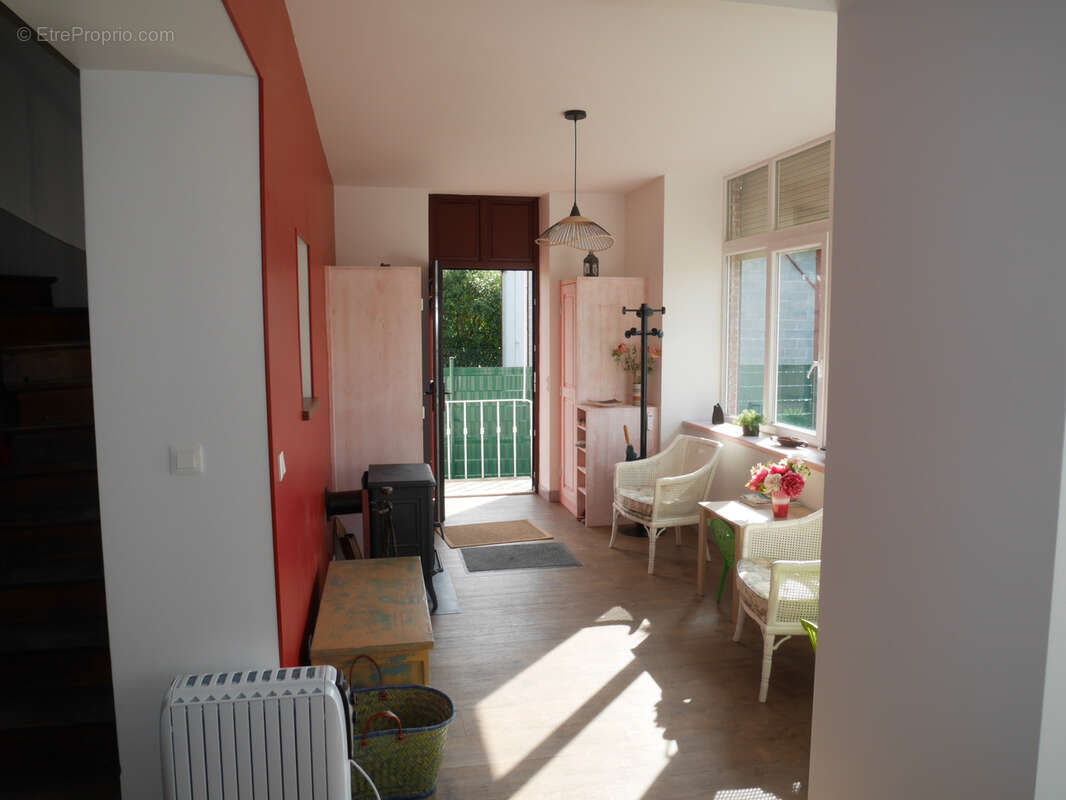 Maison à MONTREUILLON