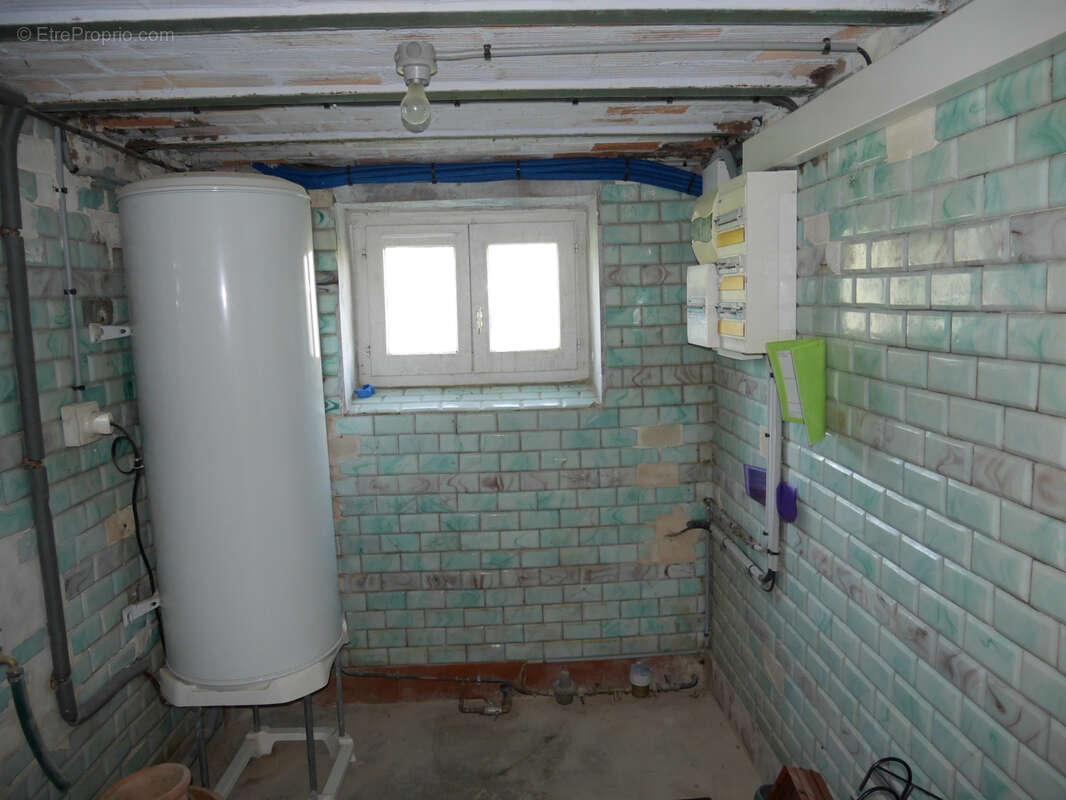 Maison à MONTREUILLON