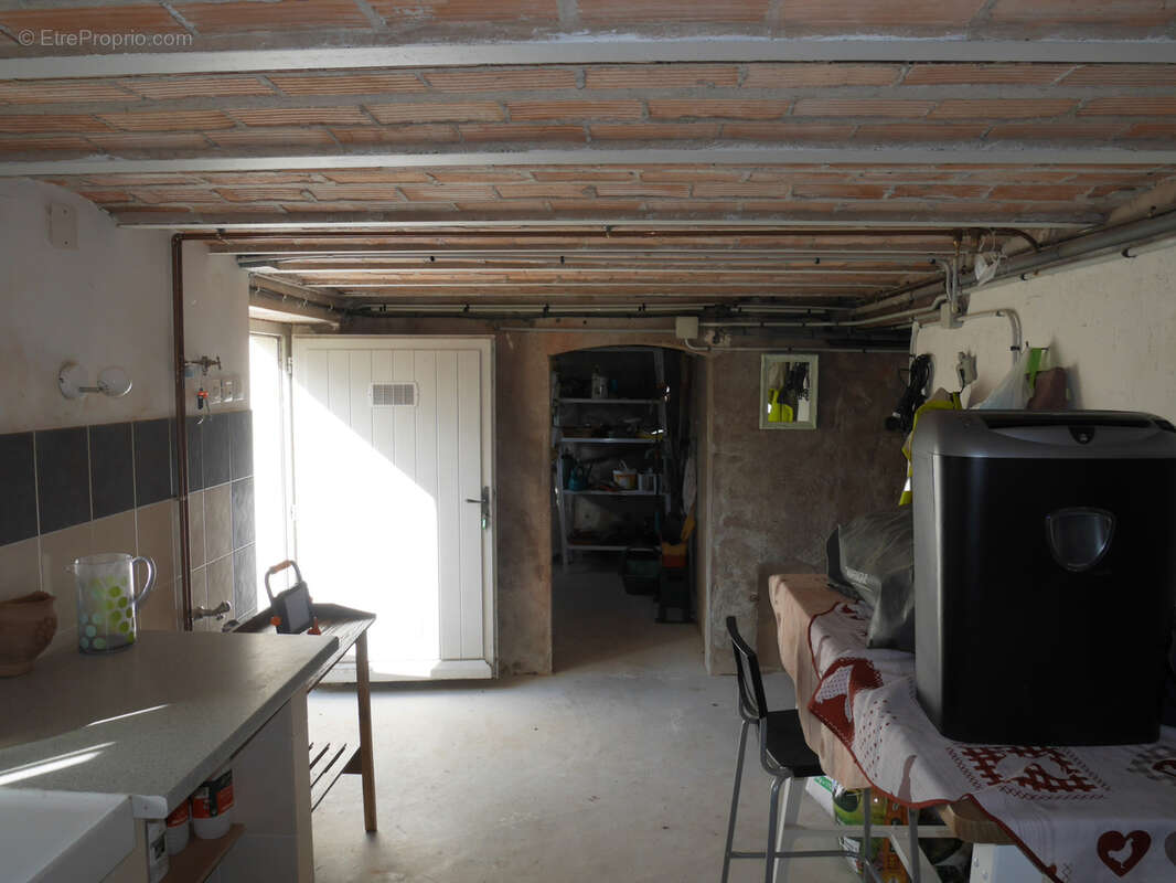 Maison à MONTREUILLON