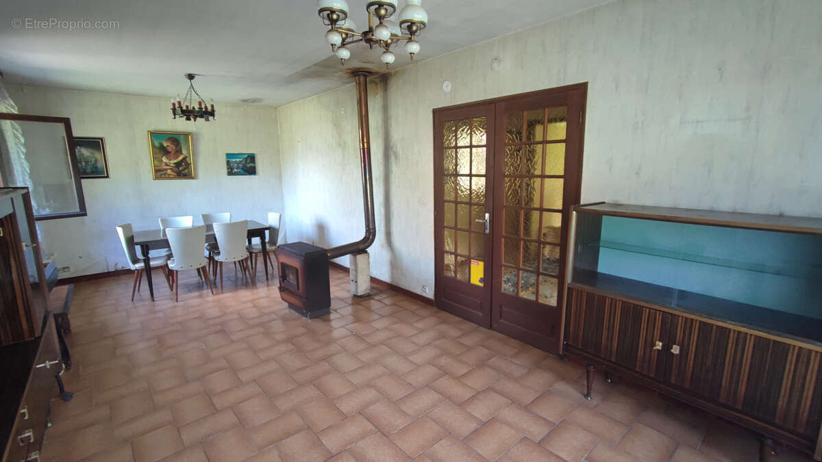 Maison à VILLARS-SOUS-ECOT