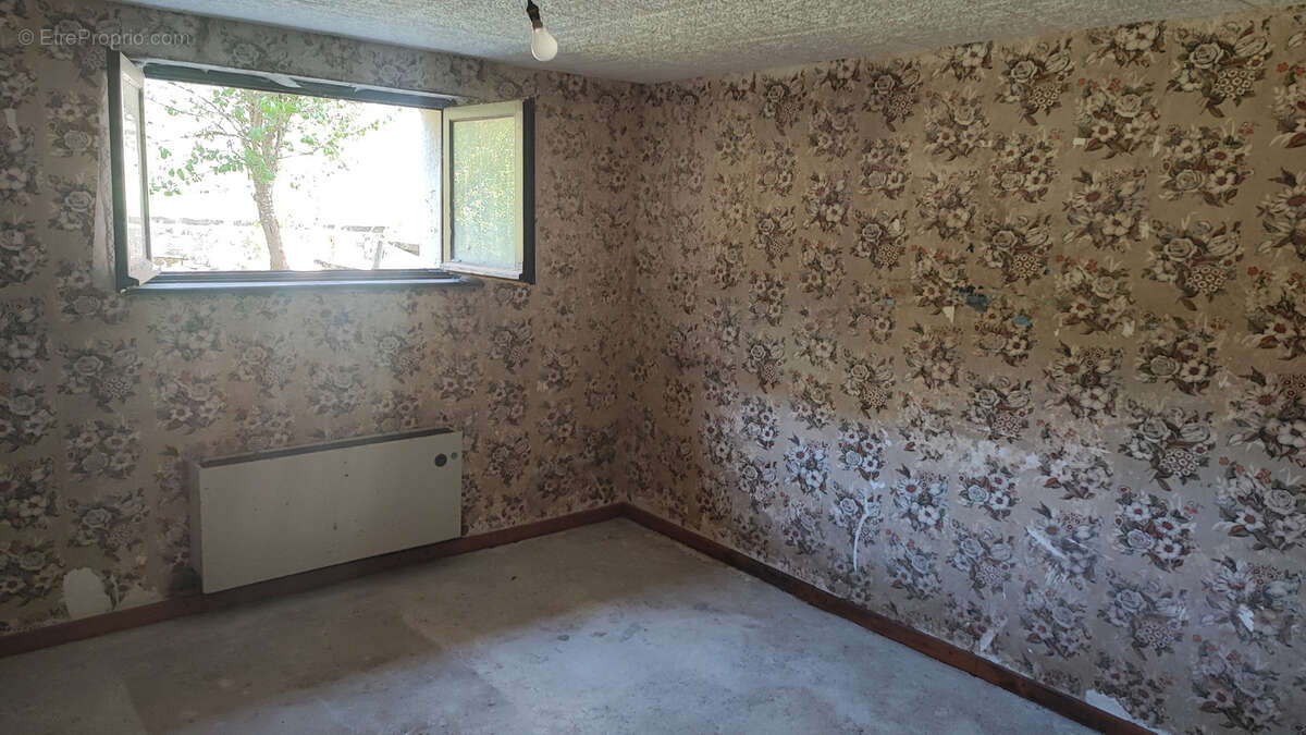 Maison à VILLARS-SOUS-ECOT