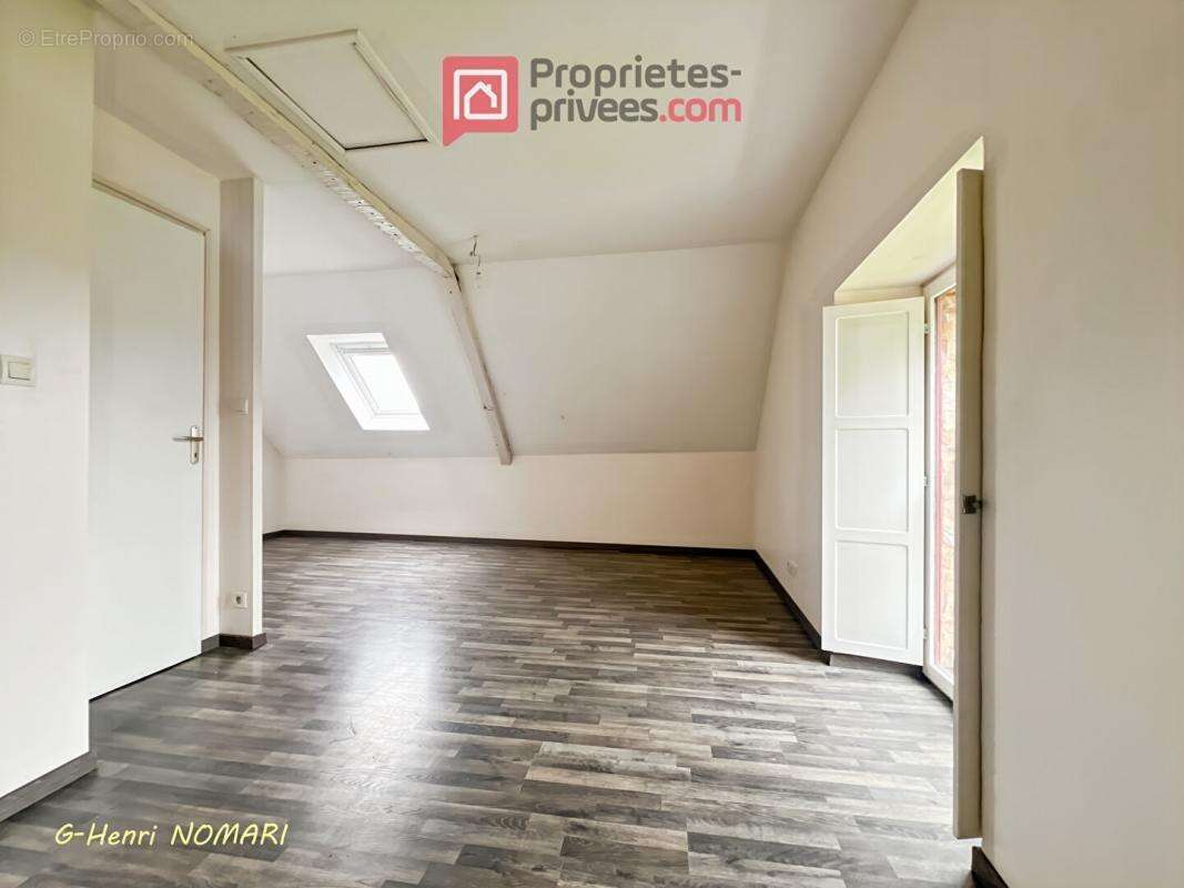 Maison à SAINT-AUBIN-DES-CHATEAUX