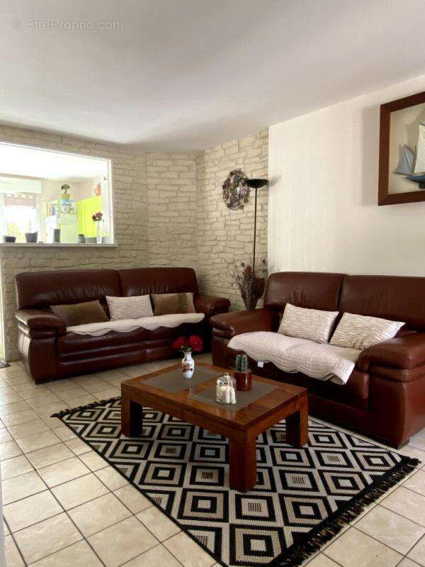 Maison à SABLE-SUR-SARTHE