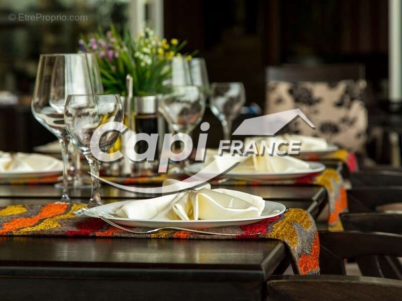 Commerce à LES AVANCHERS-VALMOREL