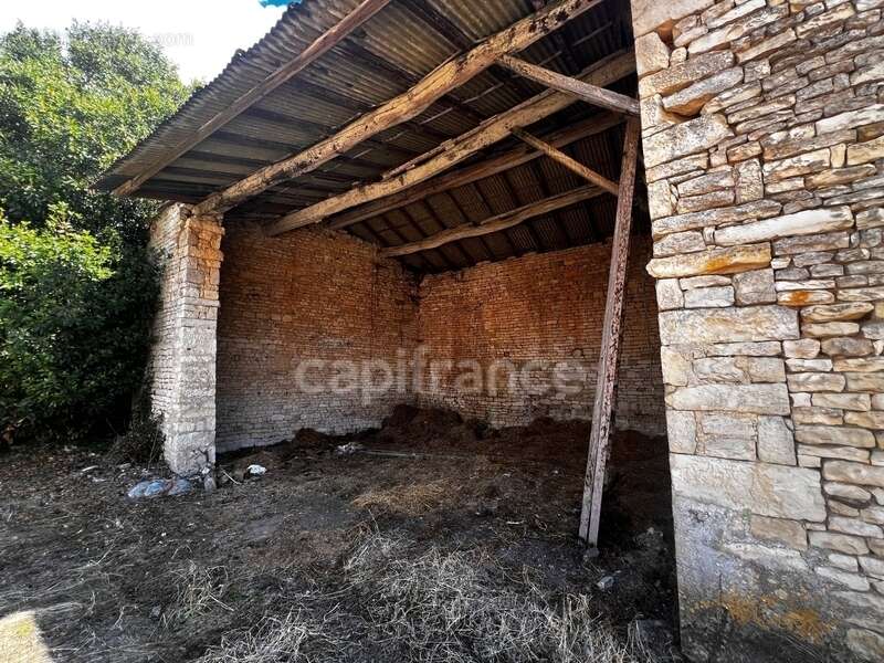 Maison à PUYRAVAULT