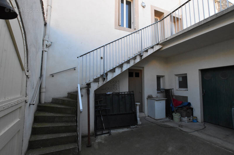 Appartement à COURSAN