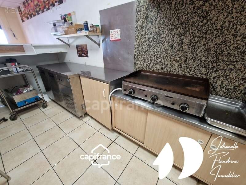 Commerce à SAINTE-ROSE