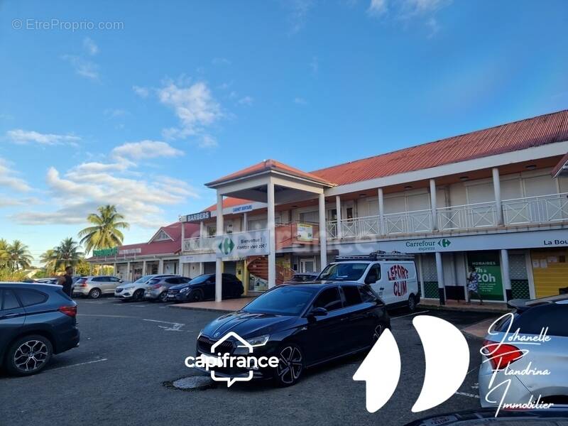 Commerce à SAINTE-ROSE