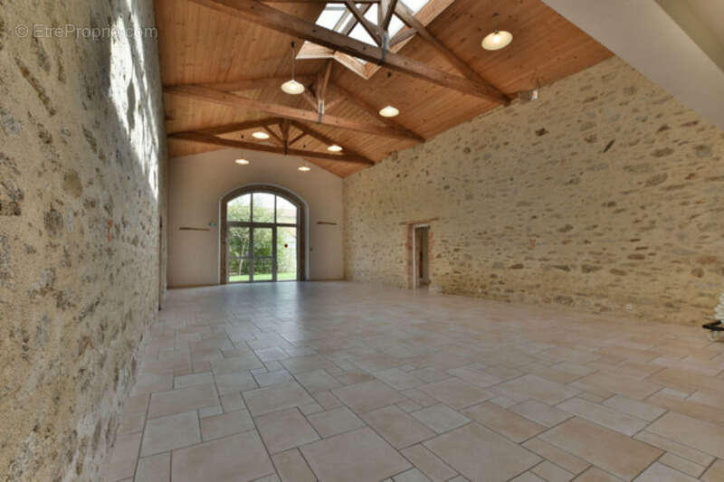 Maison à SAINT-CHRISTOPHE-DU-BOIS