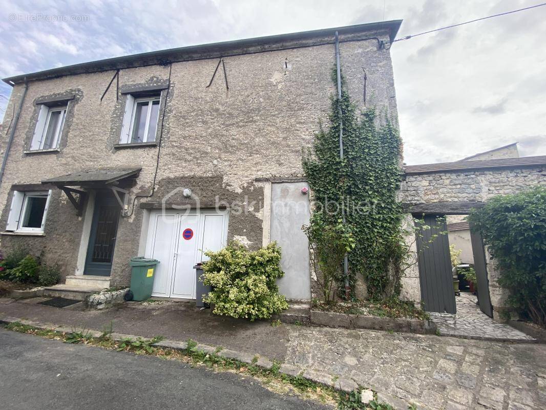 Maison à ANGERVILLE