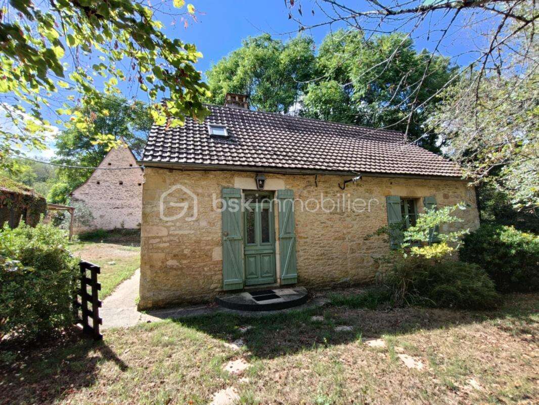 Maison à CARSAC-AILLAC