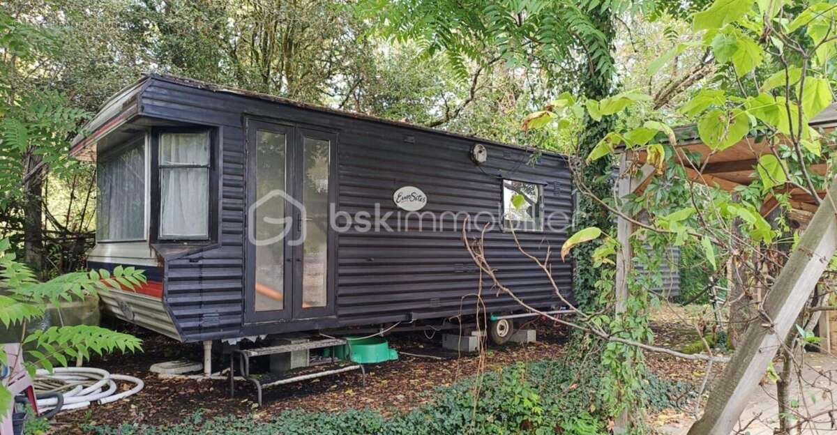 Maison à CARSAC-AILLAC