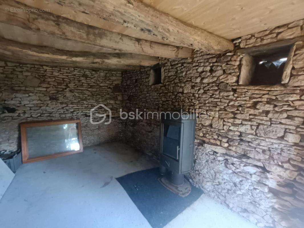 Maison à CARSAC-AILLAC