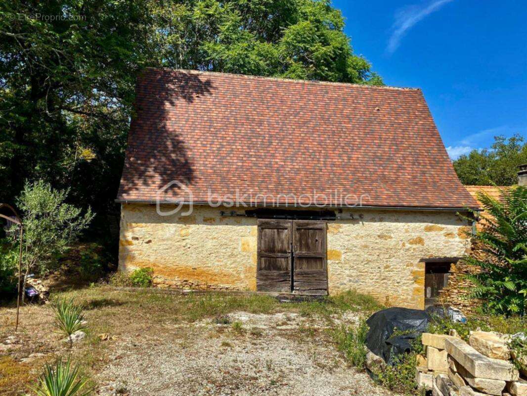 Maison à CARSAC-AILLAC