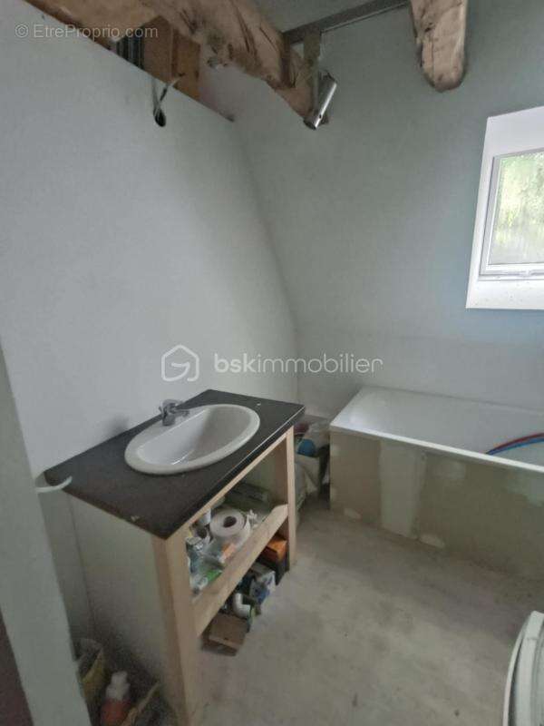 Maison à CARSAC-AILLAC