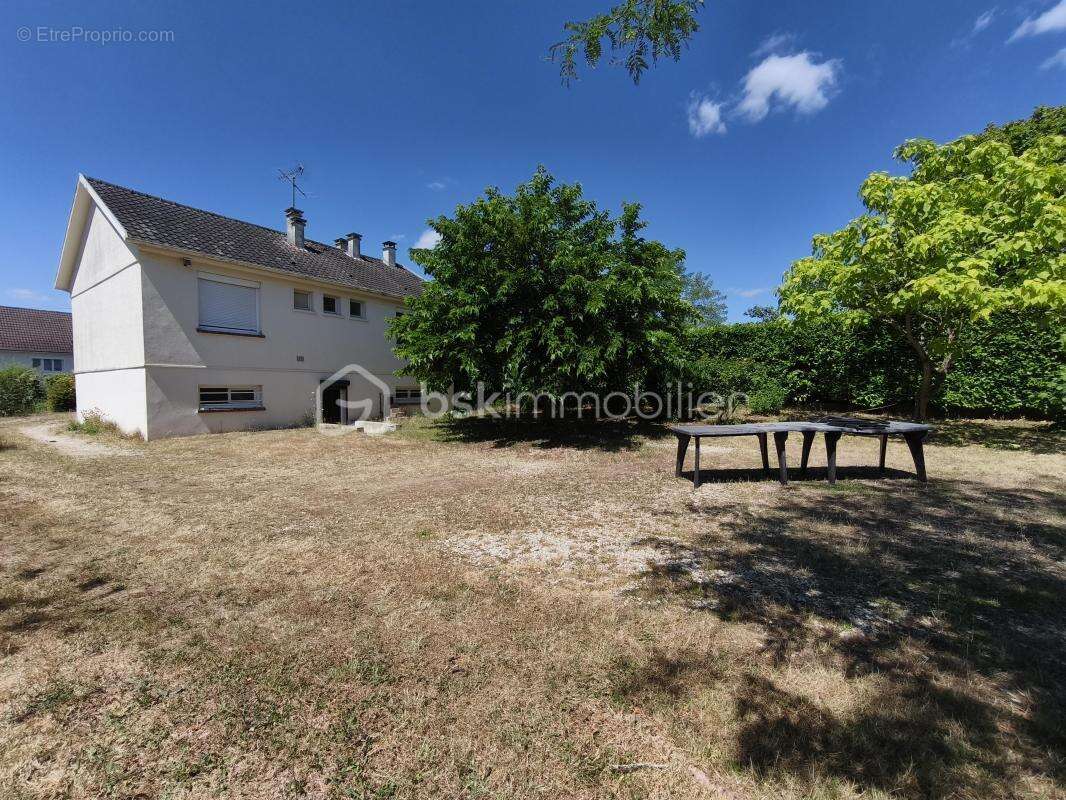 Maison à OUZOUER-SUR-LOIRE