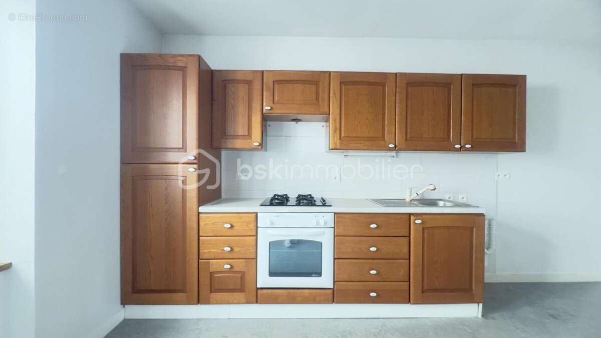 Appartement à ARGENTRE-DU-PLESSIS