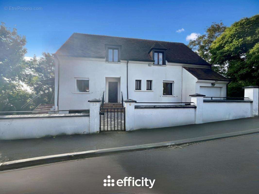 Maison à COULOMMIERS