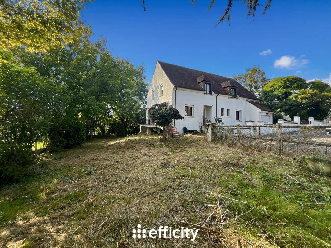 Maison à COULOMMIERS