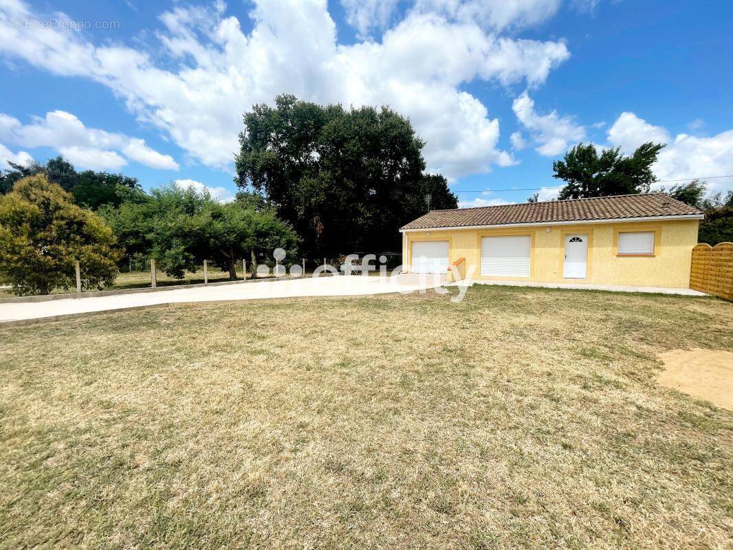 Maison à SAINT-JEAN-DU-FALGA