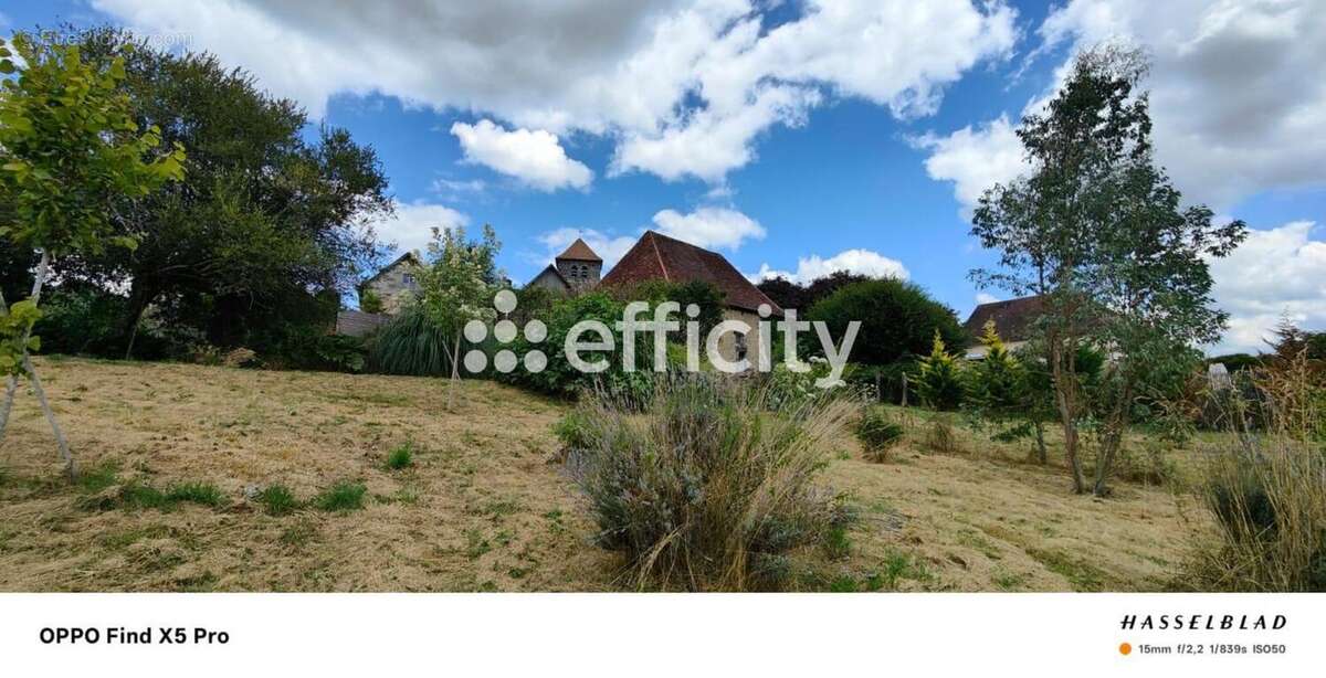 Maison à SAINT-ELOY-LES-TUILERIES