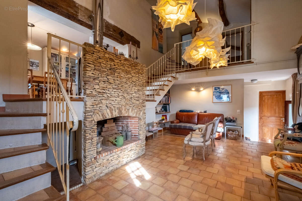 Maison à SAINT-MICHEL-D&#039;EUZET