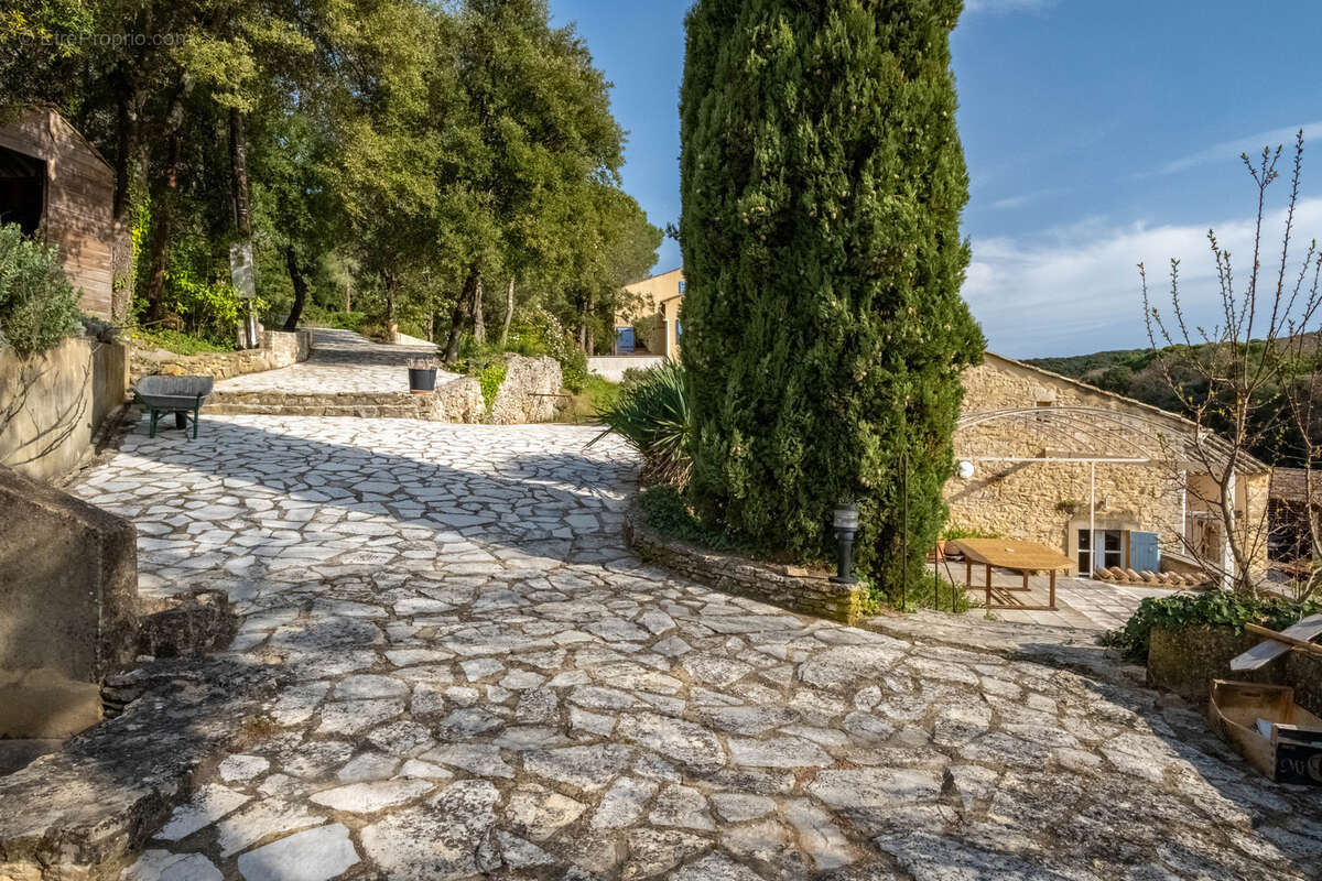 Maison à SAINT-MICHEL-D&#039;EUZET