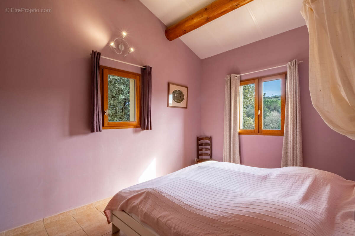 Maison à SAINT-MICHEL-D&#039;EUZET