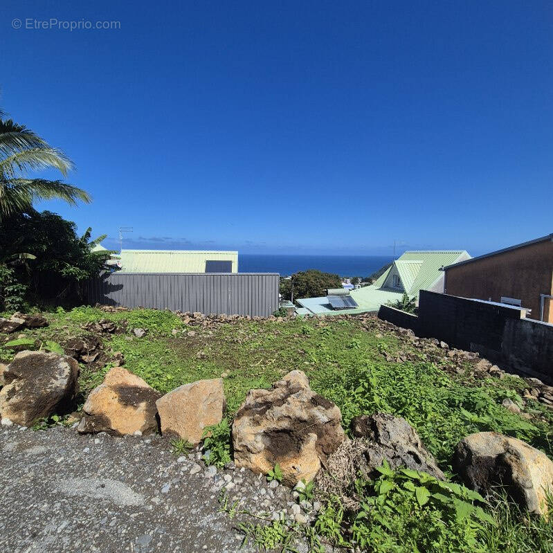 Terrain à SAINT-JOSEPH