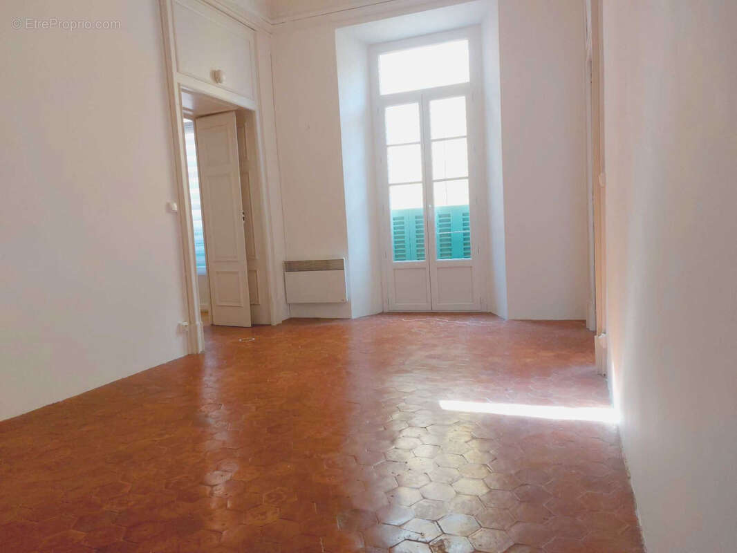 Appartement à BREIL-SUR-ROYA