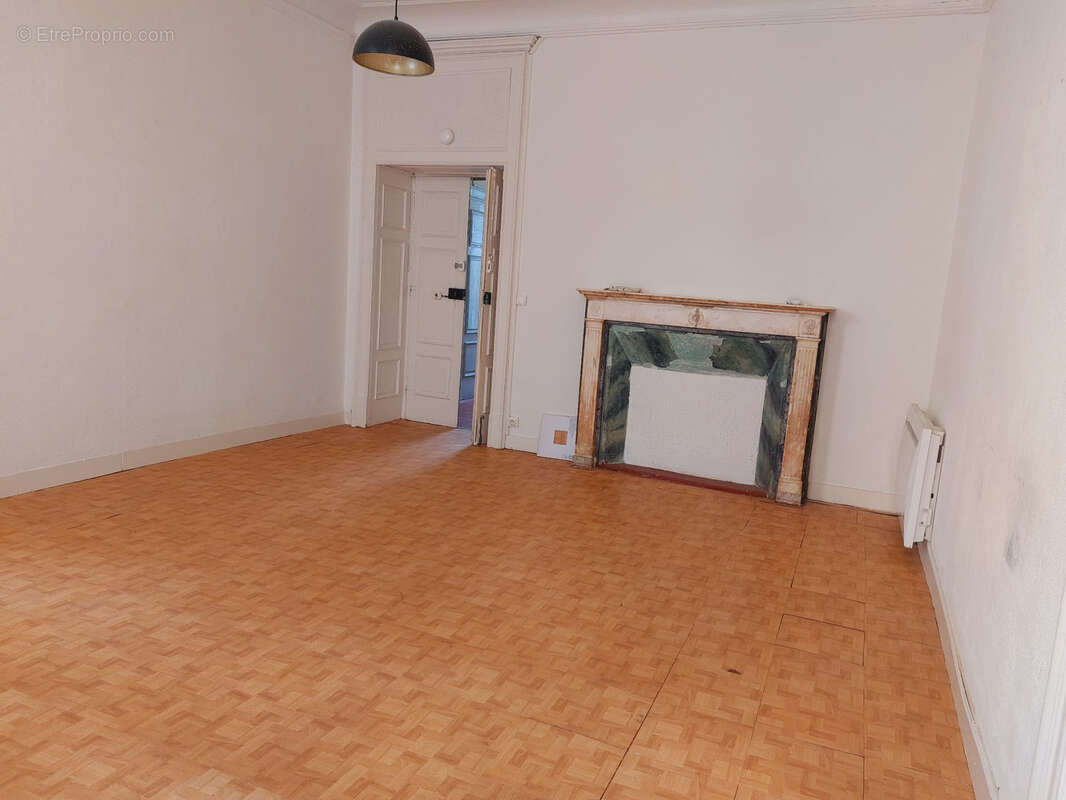 Appartement à BREIL-SUR-ROYA