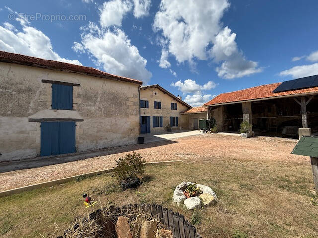 Maison à LE FOUILLOUX