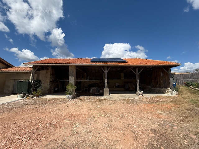 Maison à LE FOUILLOUX